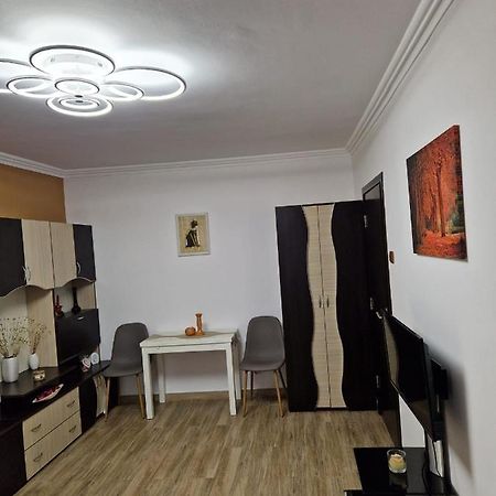 Апартаменты Garsoniera Бэиле-Еркулане Экстерьер фото